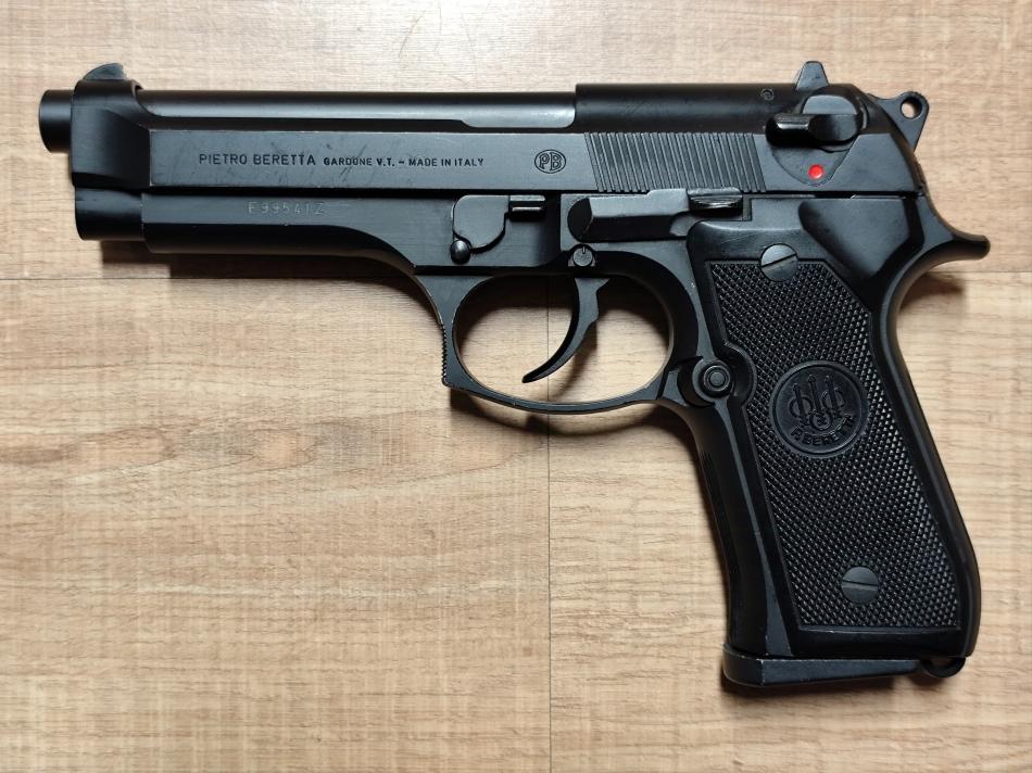 Beretta 92 FS